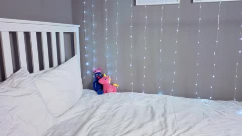 Eva online show from 01/14/26, 01:50