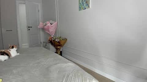 xxx_leila online show from 11/23/25, 09:53