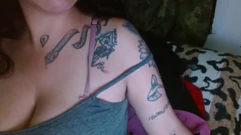   LILI  online show from 01/17/25, 03:55