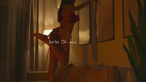 Molly online show from 02/09/26, 12:42