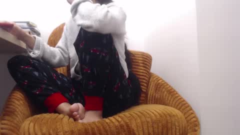 Snapshot of xxxbellalola chatting on 02/12/25, 12:12 Lola online show from 02/12/25, 12:12