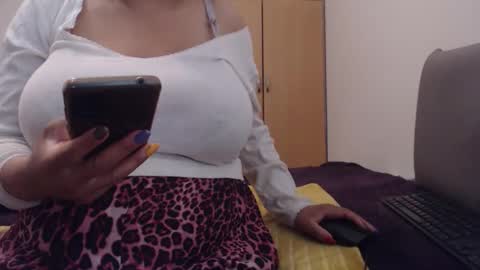 Ayanda online show from 10/14/25, 01:12