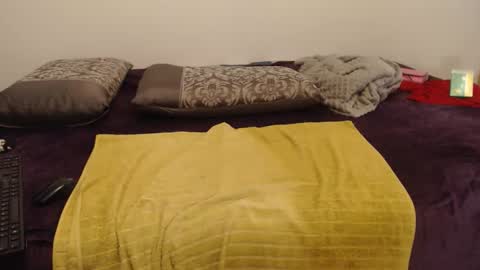 Ayanda online show from 11/29/25, 02:42