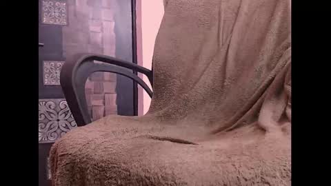 Snapshot of xxxcool_dude chatting on 09/18/25, 01:51 Prince online show from 09/18/25, 01:51