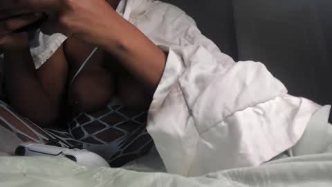 Snapshot of xxxdanidoomsdayxxx chatting on 02/27/25, 01:38 Danielle online show from 02/27/25, 01:38