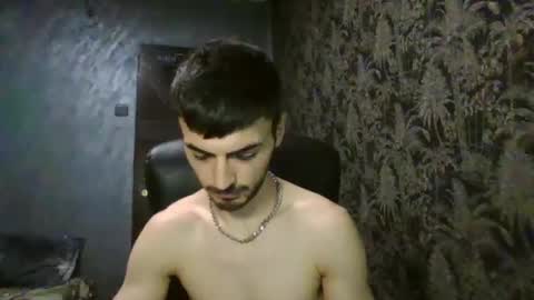 xxxdonpuiuuxxx online show from 02/14/25, 04:41