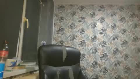 xxxdonpuiuuxxx online show from 03/03/25, 04:14