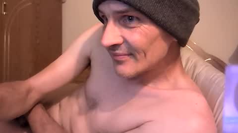 xxfredmtl18xx online show from 11/10/25, 12:09