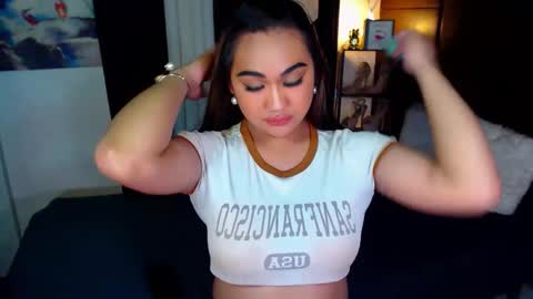 OLIVIA online show from 12/23/24, 02:24