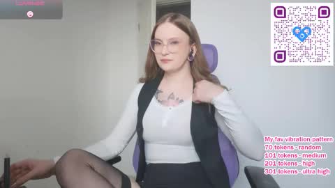 Snapshot of xxxhentaition chatting on 02/05/26, 08:41 Keira online show from 02/05/26, 08:41