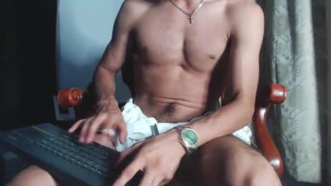 Snapshot of xxxhome_alonexxx chatting on 01/09/25, 02:11 Kev online show from 01/09/25, 02:11