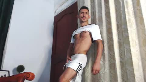 Snapshot of xxxhome_alonexxx chatting on 01/27/25, 10:38 Kev online show from 01/27/25, 10:38