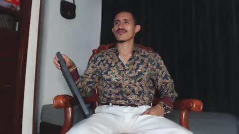 Snapshot of xxxhome_alonexxx chatting on 02/09/25, 07:52 Kev online show from 02/09/25, 07:52