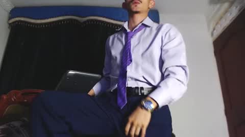 Snapshot of xxxhome_alonexxx chatting on 03/07/25, 07:49 Kev online show from 03/07/25, 07:49