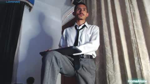 Snapshot of xxxhome_alonexxx chatting on 03/11/25, 07:36 Kev online show from 03/11/25, 07:36