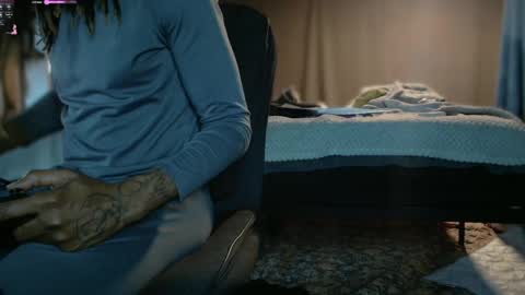 xxxjrstrokesxxx online show from 03/12/25, 05:17