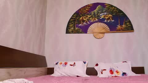 Snapshot of xxxkinkycpl chatting on 03/01/25, 08:56 isa and gonzo online show from 03/01/25, 08:56