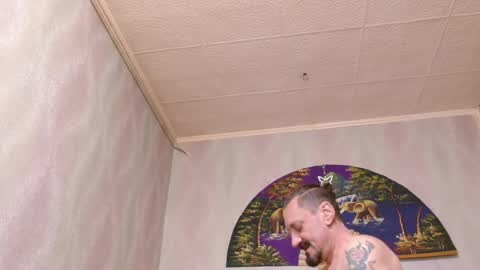 isa and gonzo online show from 03/28/26, 05:18