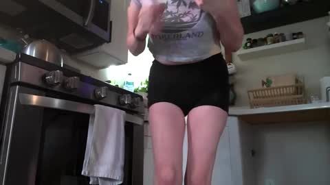 Lola online show from 10/10/25, 06:29