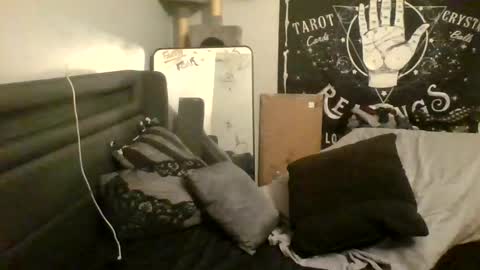 Misti online show from 12/02/25, 09:47