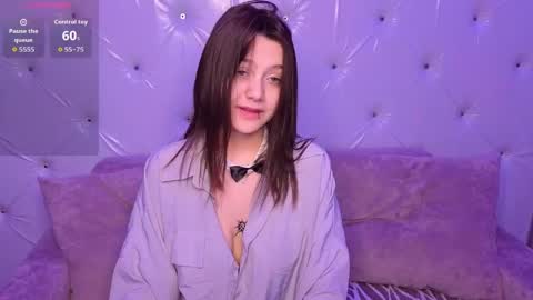 Snapshot of xxxnaughtyfoxxx chatting on 04/19/26, 05:29 foxy online show from 04/19/26, 05:29