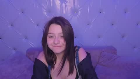 Snapshot of xxxnaughtyfoxxx chatting on 04/28/26, 05:18 foxy online show from 04/28/26, 05:18