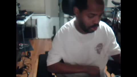 Snapshot of xxxonwheelz chatting on 09/20/25, 04:46 xxxonwheelz online show from 09/20/25, 04:46