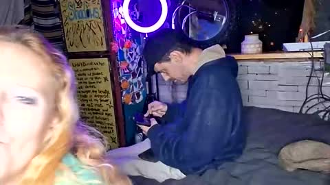 Snapshot of xxxqueenmandydickenz chatting on 11/26/25, 09:54 XXXQueenMandyDickenz online show from 11/26/25, 09:54