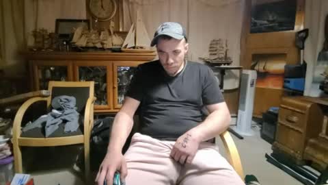 ScubaSteve online show from 04/18/26, 04:27