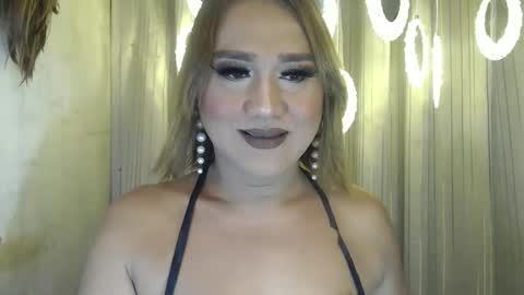 Snapshot of xxxsucksassygirl4u chatting on 04/24/26, 03:53 xxxsucksassygirl4u online show from 04/24/26, 03:53