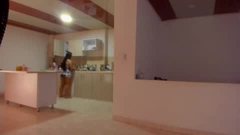 xxxtatianabustyxxx online show from 02/18/25, 04:26