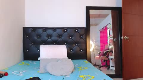 xxxtatianabustyxxx online show from 09/20/25, 07:04