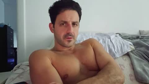 Snapshot of xxxtonymxxx chatting on 10/27/25, 08:13 TonyDoesMiami online show from 10/27/25, 08:13