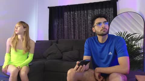 July and Fer online show from 02/04/25, 05:45