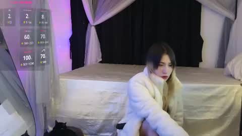 Snapshot of xxxvandersexxx chatting on 06/17/26, 10:17 July and Fer online show from 06/17/26, 10:17