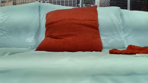 Lil Luna online show from 01/04/25, 10:02