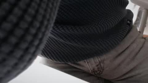 Snapshot of xxxxhardyxxxx chatting on 10/04/25, 10:35 xxxxhardyxxxx online show from 10/04/25, 10:35