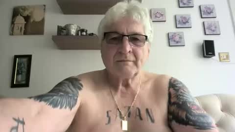 xxxxpeter55 online show from 06/01/26, 12:51