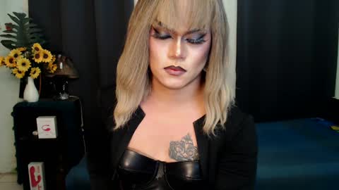 QueenMarina online show from 01/07/25, 01:59