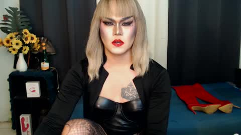 QueenMarina online show from 02/04/25, 06:49