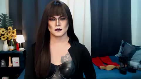 QueenMarina online show from 10/02/25, 09:05