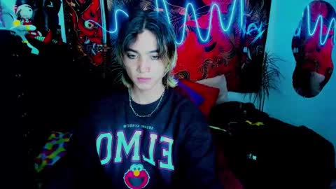 xzerox_ online show from 09/24/25, 07:44