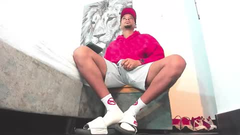 Sr. Y0ung Master online show from 11/21/25, 03:05