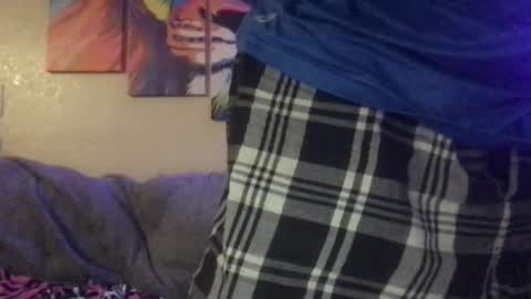 Snapshot of y2ab chatting on 09/17/25, 10:00 Horny dude D online show from 09/17/25, 10:00