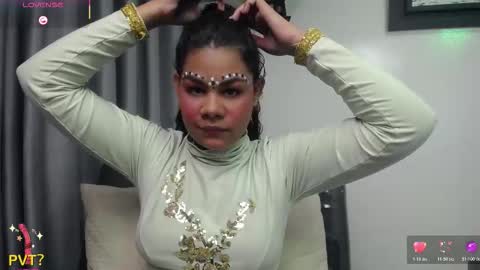 yazhini online show from 03/17/26, 11:46