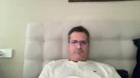 yachtcaptain7 online show from 11/01/25, 02:52