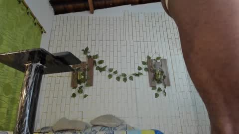 yacksson_lawrence online show from 12/31/24, 10:15