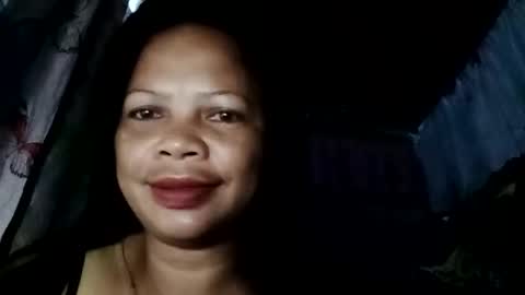 Snapshot of yadly143 chatting on 05/16/26, 09:35 yadly143 online show from 05/16/26, 09:35