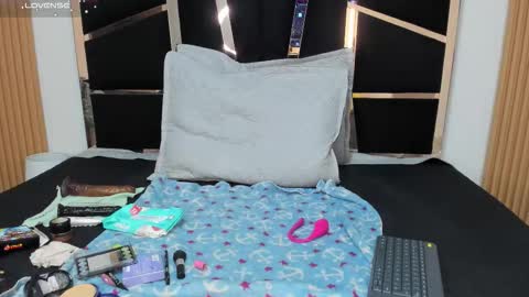 Yahaira online show from 02/06/26, 04:32