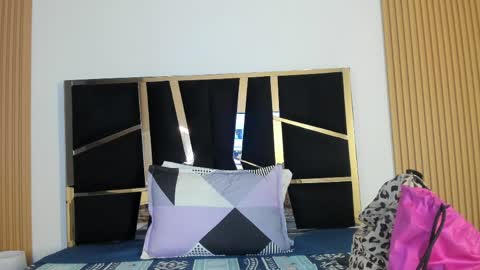 Yahaira online show from 04/04/26, 01:52